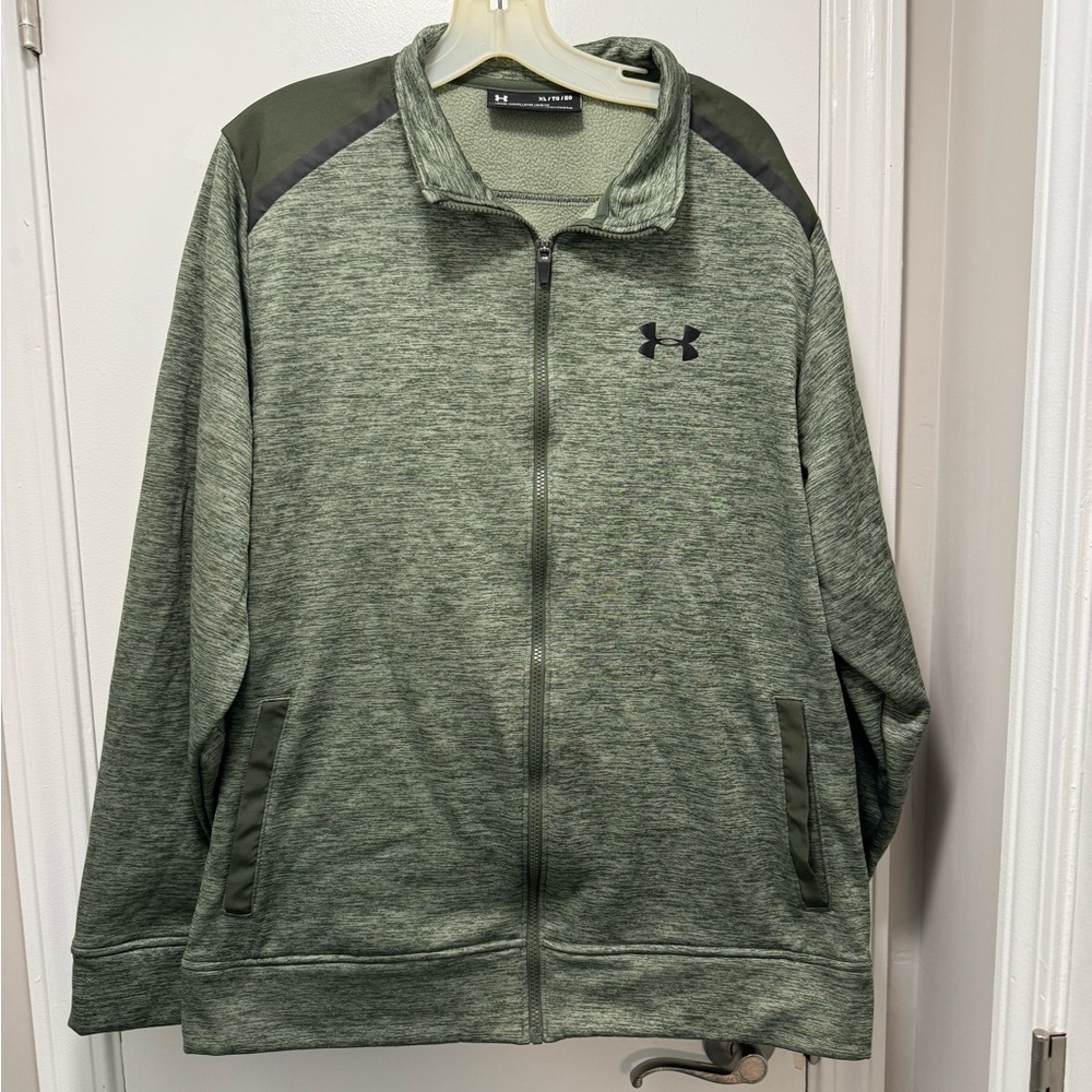 *Men’s Olive Green Under Armour Full Zip Jacket.